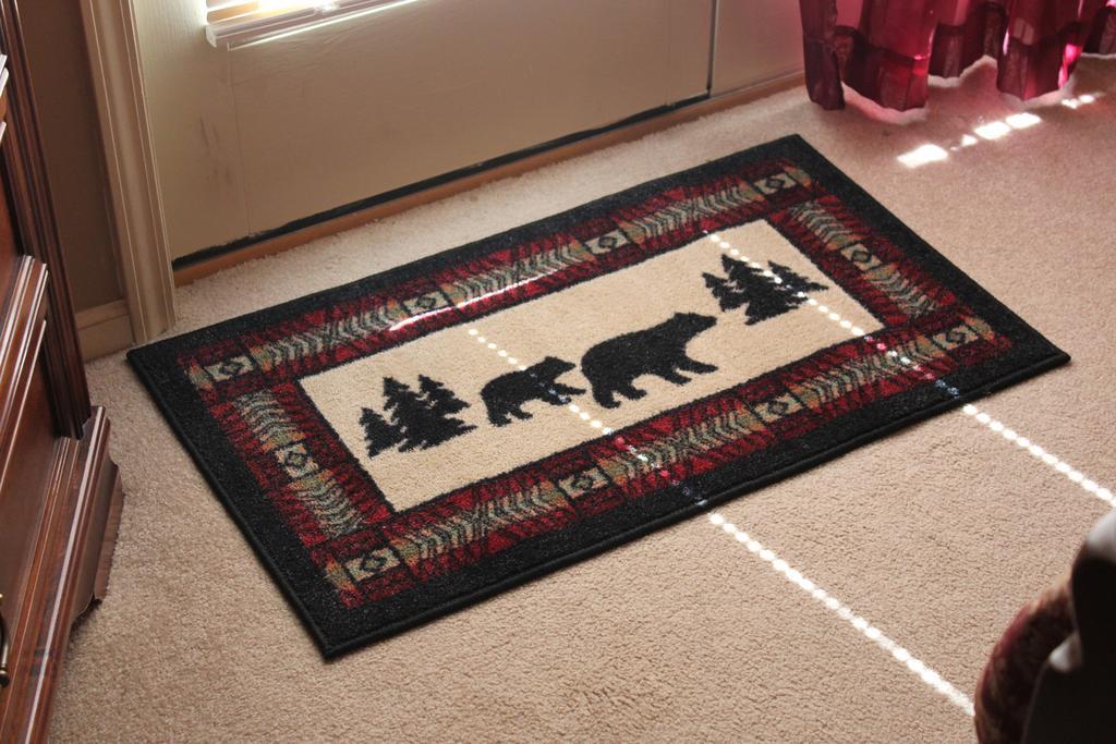 Black Bear Manor Юрей Екстериор снимка