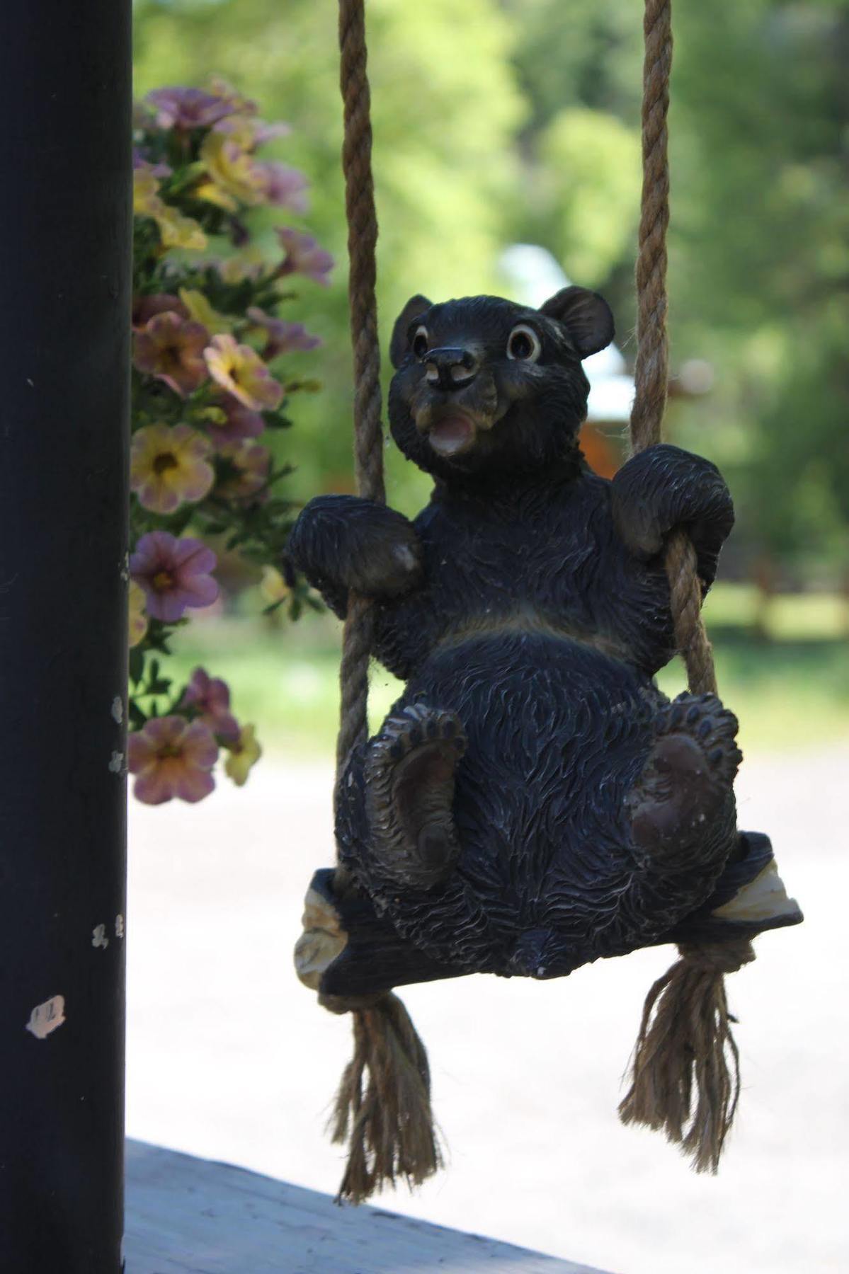 Black Bear Manor Юрей Екстериор снимка